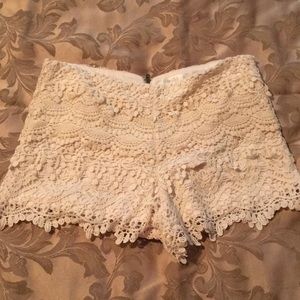 Zip-up Lace High Waisted Shorts